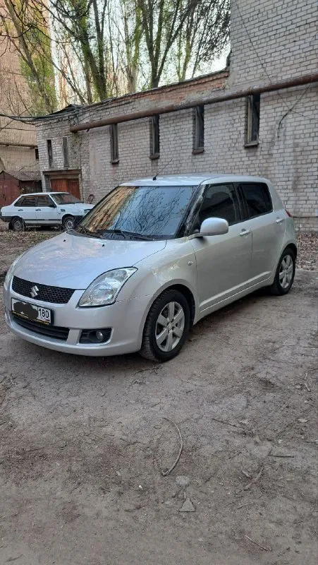 Suzuki swift 2008, mt, 199.000 тыс пробег отличная экономичная машинка, ходовка комфортная, коцек не... - фотография