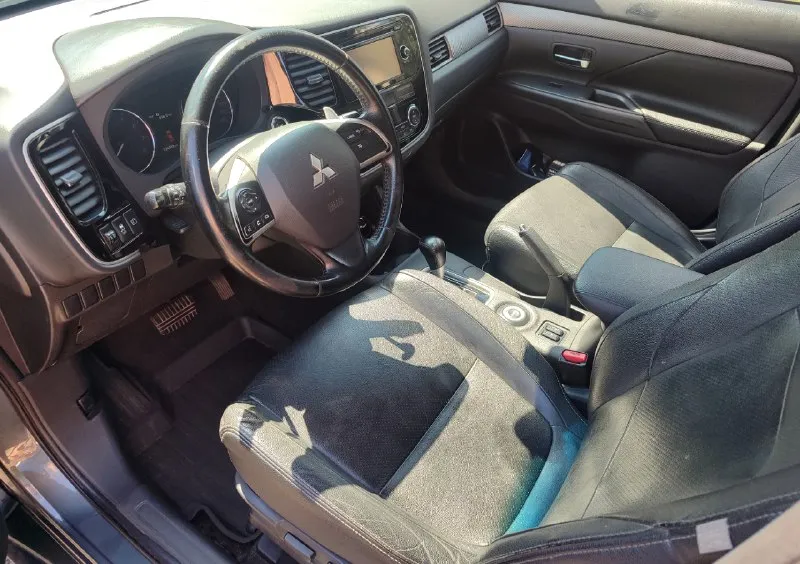 Mitsubishi outlander 2014г. 2.0 бензин. привод пробег 226т. км. климат контроль, подогрев сидений, 4 стеклоподъемника, зимняя резина, магнитола андроид, камера заднего вида, мультируль, центральный замок, дополнительно установлена сигнализация. автомобиль в хорошем состоянии. цена 1.470+торг возможен обмен. более подробнее в лс или по телефону +79591701237 +79592876192 📞 звоните: +7(959)1701237 - фотография - 5