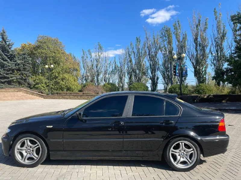 🇩🇪🇩🇪🇩🇪 bmw e46🇩🇪🇩🇪🇩🇪 год 2001 двигатель м54в22 коробка : пробег: 235000 комплектация авто : - 4 электростеклоподъемника, - электрозеркала с подогревом, - климат, - подогрев передних сидений, - мультируль в стиле м -круиз контроль -установлены би лэд линзы являюсь собственником т/с, автомобиль в хорошем состоянии, ходовая часть автомобиля обслужена, вложений не требует, обслужена, произведена частичная замена масла, работает хорошо. диски r17, 68 стиль. все остальные вопросы по телефону. цена 777 000, торг осмотр г. макеевка номер для связи +7 949 377 56 29 📞 звоните: +7(949)3775629 - фотография - 5