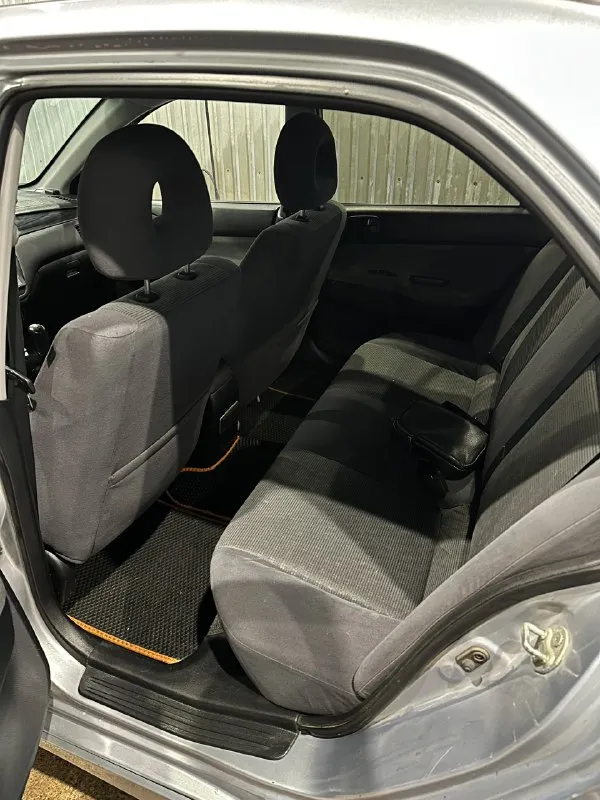 Продам mitsubishi lancer 9 🇯🇵 - 1.6 год выпуска - 2004 кпп - механическая. цена - 395000₽ переоформление без проблем. автомобиль стоит на местном 180 учете. работает идеально, не троит, не дымит. мкпп на отлично. кузов не гнилой. салон опрятный, чистый. установлена android-магнитола с камерой заднего вида. более детально по телефону +79497253134 даниил. осмотр автомобиля в г. донецк 📞 звоните: +7(949)7253134 - фотография - 6