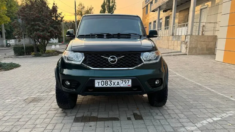 Уаз патриот год: 2015 пробег: 85.000 дополнительная информация: мотор 409 2.7/128лс. 5мкпп. технически и косметически в отличном состоянии. без коррозии и аварий, автомобиль обработан, хорошая грязевая резина, мультимедиа. фактически один владелец, салон как новый, всегда в чехлах. машина в отличном состоянии, ничего обслуживать и делать не нужно. зеленая автотека, оформлена на меня, без аварий. осмотр донецк, калининский цена: 690 т. руб. торг +7(949)77-101-77 - фотография - 6