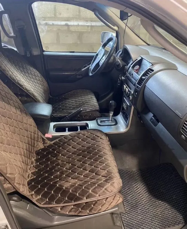 Продаётся мощный и надёжный nissan pathfinder 2006 года с бензиновым мотором 4.0 л — отличный вариант для тех, кто ценит комфорт и уверенность на дороге. ✅ полный привод – настоящая проходимость ✅ просторный салон – удобно для семьи и дальних поездок ✅ технически исправен, вложений не требует ✅ косметические мелочи присутствуют, но на них сделаю адекватную скидку пробег: 275 000 км цена: 900 000 руб. авто в донецке. поставил недавно контрактный мотор с гарантией. возможен обмен на toyota с продажей не спешу номер для связи +7 949 484 0684 📞 звоните: +7(949)4840684 - фотография - 8