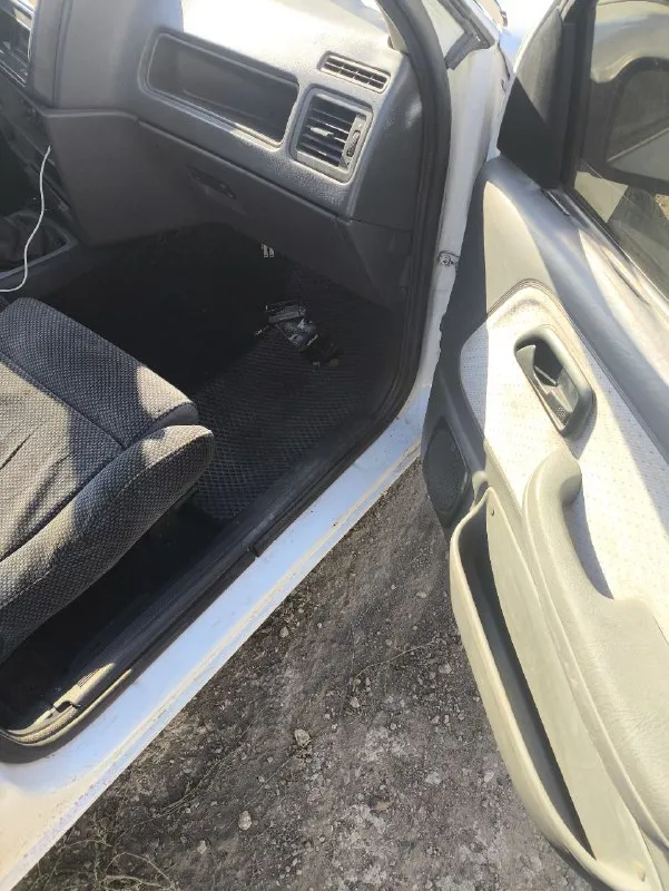 Продам ford сиера по запчастям или целяком, тачка была ещё вчера в идеале, мотор 2.0 dohc газ бензин, солон отличный, сидение рекаро доки чистые. донецк тел +79496125008 📲 tg: автоэлектрик днр 📞 звоните: +7(949)6125008 - фотография - 5