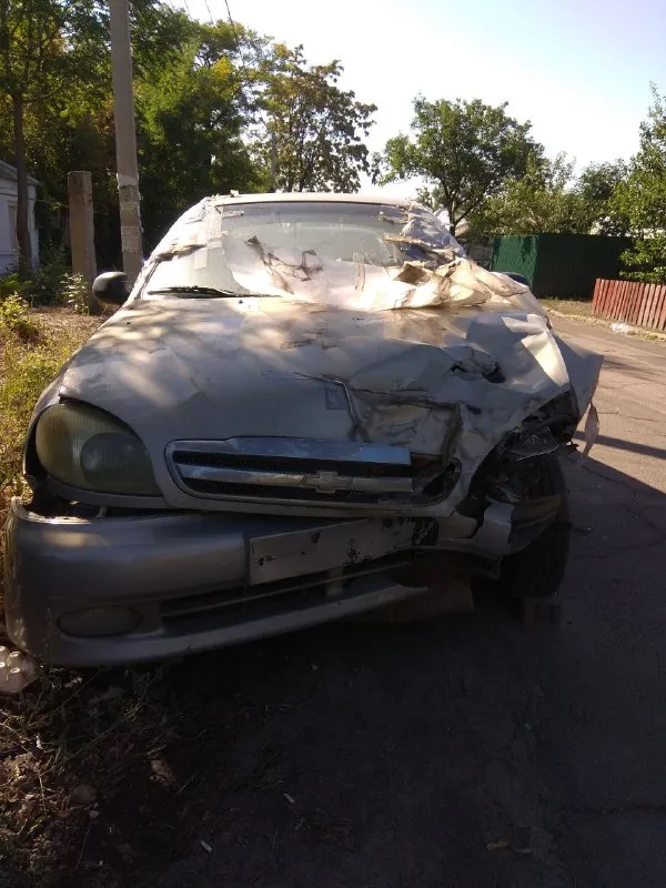 Продам как донора, 2008 год. двигатель (компрессия на цилиндрах 12; 12,5) и коробка опель. стёкла целые, заклеено потому что в момент аварии были опущены, перебило проводку. не на ходу, нужен эвакуатор. телефон+79494783630 📲 tg: @valsimvik 📞 звоните: +7(949)4783630 - фотография - 9