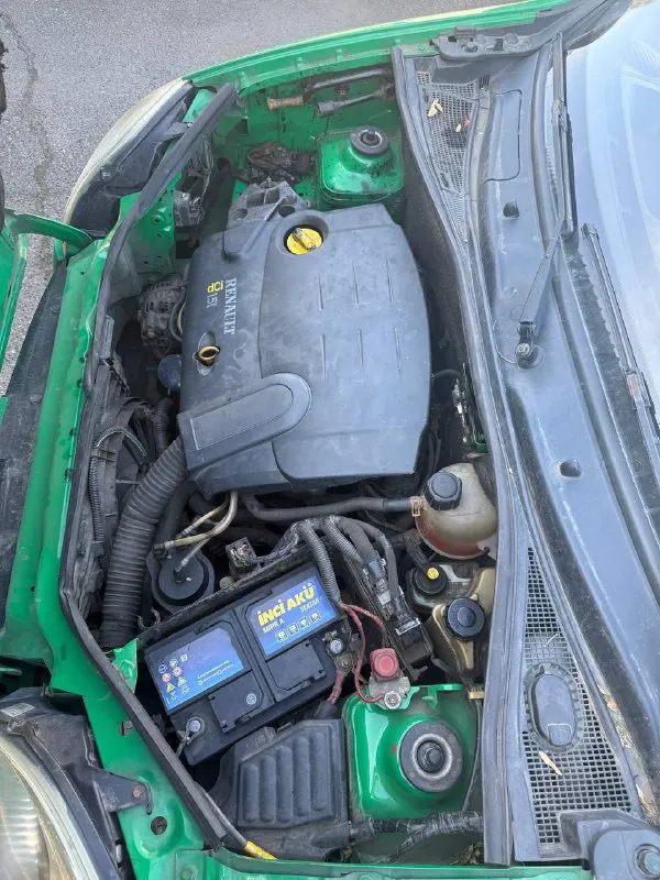 Прода рено кенго, 1.5 дизель 2004 года выпуска, родной пробег 191 тысяча, машина из под дедушки, в хорошем состоянии. авто на днр учёте. цена 430 тысяч рублей, небольшой торг возможен возле капота автомобиля. +7 949 526 50 11 алексей - фотография - 3