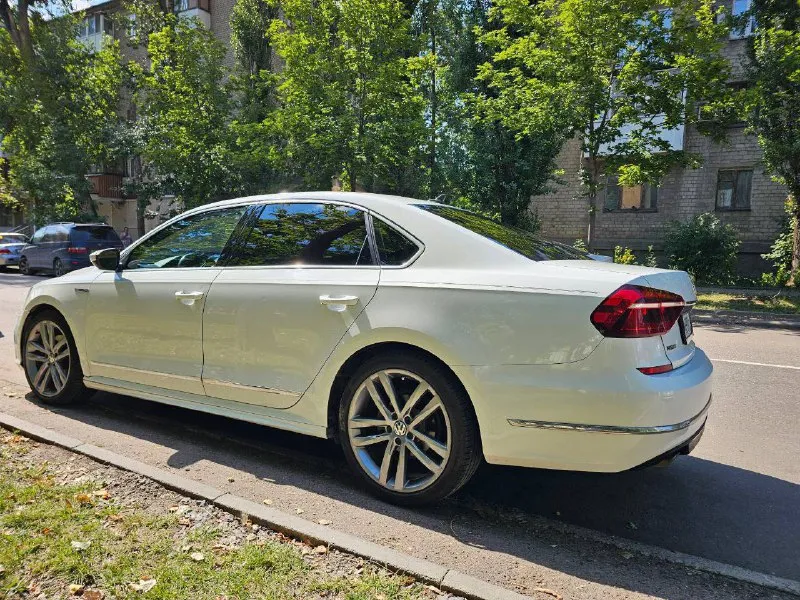 Продам volkswagen passat r-line
2017 Года
Пробег 170.000км
Двигатель 1.8t, без каких либо проблем. Коробка переключает без пинков, мягко и плавно.
Комплектация : бортовой компьютер, датчик давления в шинах, подогрев сидений, датчик света, дневные ходовые огни, парктроники,
Камера заднего вида,
Светлый кожаный салон, кожаный руль,
Круиз-контроль, климат-контроль, андроид мультимедия с большим сенсорным монитором.
Функция аварийного торможения.
Машина юридически чистая.
Осмотр донецк
Цена: 1.800.000₽, торг быстрому покупателю
☎️📞 +7(949)3406469
📲 Tg: @vladadeemchenkoo
📞 Звоните: +7(949)3406469 - фотография - 5