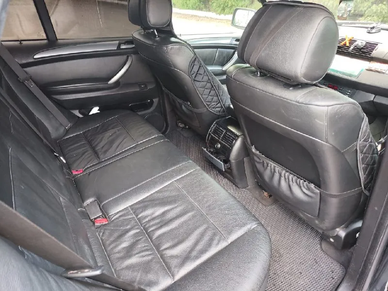 Продам bmw х5 2006г двигатель м57 3.0 самый лучший и надёжный мотор в бмв машинка обслужена и готова к эксплуатации автомобиль личный эксплуатировался бережно и вовремя обслуживался. ржавчины и рыжиков нет, нанесена керамика. вид имеет, салон ухоженный. ходовая обслужена, имеются новые запчасти на будущее, отдам с машиной. от машины не избавляюсь. климат контроль морозит электрика вся исправна. сел и катайся осмотр г. енакиево цена 1.2 мил торг возможен обмен с вашей доплатой тел +79493176466 📞 звоните: +7(949)3176466 - фотография - 9