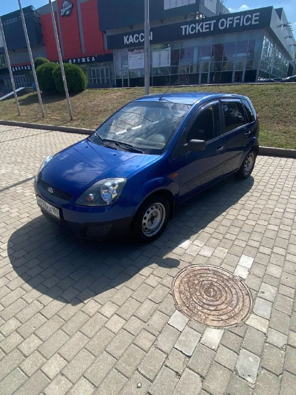 🔥продам свою ford fiesta мк5 🔥рестайлинг 2008 год двигатель 1.4 бензин работает ровно без посторонних шумов. коробка передач механика 5-ти ступка, без хрустов, ничего не выбивает и не гудит. пробег 197000 км (родного) один хозяин (по факту я второй) кондиционер заправлен холодит отлично, печка дует. новый акб масло меняю каждые 7-8 тыс км (только поменял) ездила жена, продаю по причине приобретения другого авто. отличный вариант для начинающего водителя. цена данного авто 565000 рублей торг продажа, только через переоформление в мрэо. тел. +79494051141 костя - фотография - 2