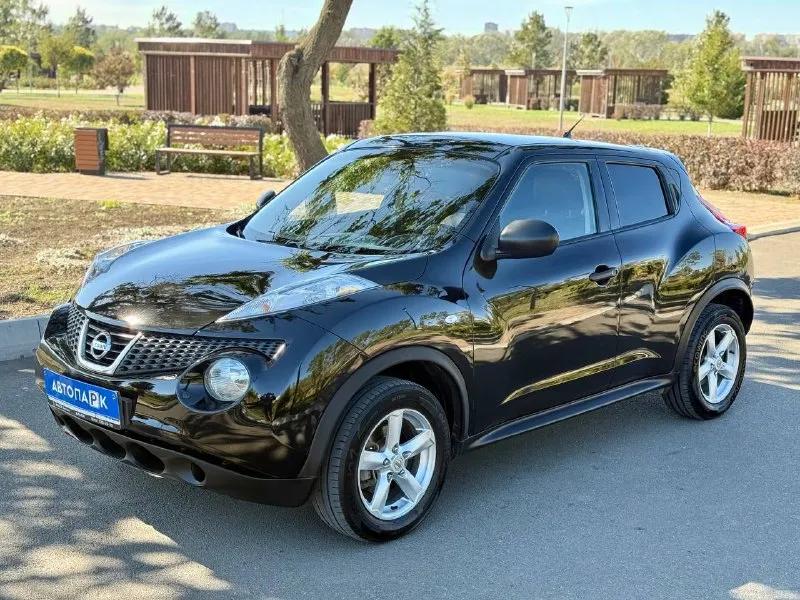🇯🇵 nissan juke 🐞 💰цена: 890 000р 🏢город: мариуполь 📅год выпуска: 2011 🧾пробег: 170 795 км. ⚙️двигатель: 1.6 ⛽топливо: бензин ⚙️кпп: механика 📞 телефон: +7-949-727-41-51 +7-949-551-91-52 +7-989-263-55-56 💾 описание: ✅ оцинкованный кузов без дефектов и дтп, весь в родной краске 💯% ✅ отличный городской паркетник - высокий, вместительный, надёжный, комфортный. кузов и техническая часть на 5+. ✅ надежный цепной двигатель hr16 в паре с классической механикой и переднеприводной компоновкой не имеет заводских недостатков, очень надежный и не прихотливый. ✅ кондиционер контроль морозит отлично ❄️, электро-зеркала с подогревом, 4 электро стеклоподъёмника, гур, abs, центральный замок, кожаный руль, парктроник, мультимедиа с bluetooth. улица шевченко 269 🏦 возможна продажа в кредит по двум документам. - фотография - 2