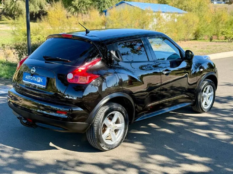 🇯🇵 nissan juke 🐞 💰цена: 890 000р 🏢город: мариуполь 📅год выпуска: 2011 🧾пробег: 170 795 км. ⚙️двигатель: 1.6 ⛽топливо: бензин ⚙️кпп: механика 📞 телефон: +7-949-727-41-51 +7-949-551-91-52 +7-989-263-55-56 💾 описание: ✅ оцинкованный кузов без дефектов и дтп, весь в родной краске 💯% ✅ отличный городской паркетник - высокий, вместительный, надёжный, комфортный. кузов и техническая часть на 5+. ✅ надежный цепной двигатель hr16 в паре с классической механикой и переднеприводной компоновкой не имеет заводских недостатков, очень надежный и не прихотливый. ✅ кондиционер контроль морозит отлично ❄️, электро-зеркала с подогревом, 4 электро стеклоподъёмника, гур, abs, центральный замок, кожаный руль, парктроник, мультимедиа с bluetooth. улица шевченко 269 🏦 возможна продажа в кредит по двум документам. - фотография - 5