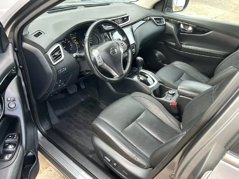 Nissan qashqai 2017 2.0 а. т 4wd подключаемый полный привод. пробег 151т/км. один владелец за всё время, бережная эксплуатация! без дтп, без окрасов, ни одного крашеного элемента. авто полностью обслужен. масла в моторе, и редукторе заменены 1500 км назад. салон как новый без запахов. лобовое оригинал с обогревом! два ключа, сервисная книжка. птс оригинал. переоформление в мрэо. осмотр в луганске. 🔹обзор камер 360’ 🔹датчик контроля дорожной полосы 🔹парктроники 🔹без ключевой доступ 🔹start-stop, дистанционный запуск 🔹двух зонный климат-контроль 🔹кожаный мульти руль 🔹датчик света, дождя 🔹мультимедиа android auto, bluetooth, aux, usb, громкая связь 🔹бортовой компьютер 🔹круиз контроль 🔹эл. рег. и обогрев сидений 🔹эл. рег. эл. складывание и обогрев боковых зеркал 🔹штатная bi-led оптика 🔹эл. ручник и т. д 1700000 руб +79591457754 📞 звоните: +7(959)1457754 - фотография - 7