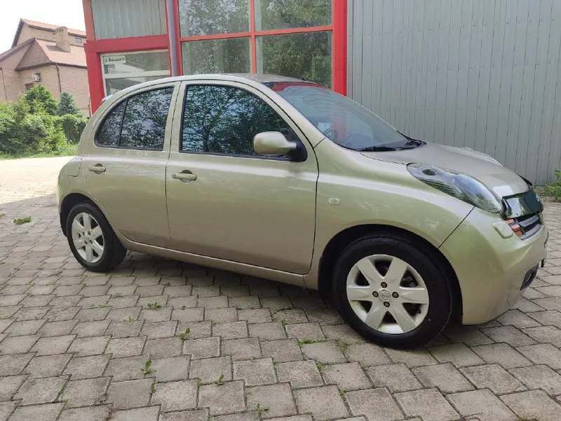 ✅ в продаже nissan micra ✅ 2004 год ✅ двигатель 1,4 бензин ✅ коробка механика ✅ птс оригинал, машина местная ✅ пробег 158 000 км кузов весь в родном окрасе, всё стекла родные, включая лобовое. мотор, коробка, ходовая часть, на отлично, новая выхлопная система. хорошая комплектация. без ключевой доступ, мультимедиа, работающий климат контроль, подогрев сидений, диски, новая резина. юридически чист. любое переоформление, любые проверки. ✅ цена 400 000 ₽ ✅ осмотр донецк ✅ тел: +7(949) 381-97-61 - фотография - 2