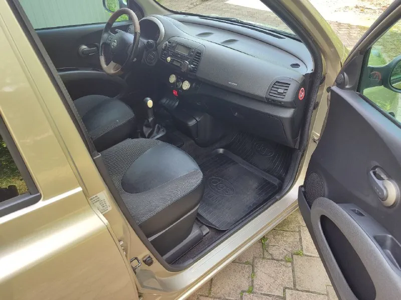 ✅ в продаже nissan micra ✅ 2004 год ✅ двигатель 1,4 бензин ✅ коробка механика ✅ птс оригинал, машина местная ✅ пробег 158 000 км кузов весь в родном окрасе, всё стекла родные, включая лобовое. мотор, коробка, ходовая часть, на отлично, новая выхлопная система. хорошая комплектация. без ключевой доступ, мультимедиа, работающий климат контроль, подогрев сидений, диски, новая резина. юридически чист. любое переоформление, любые проверки. ✅ цена 400 000 ₽ ✅ осмотр донецк ✅ тел: +7(949) 381-97-61 - фотография - 5