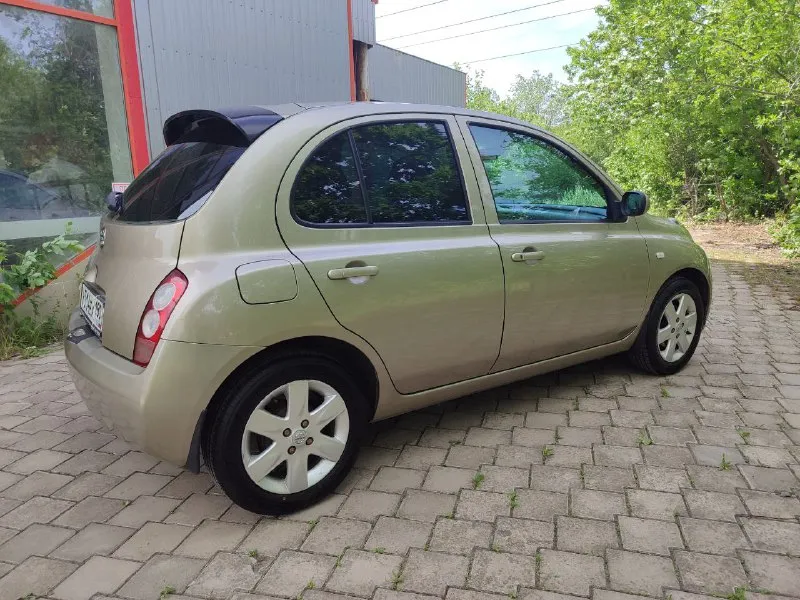 ✅ в продаже nissan micra ✅ 2004 год ✅ двигатель 1,4 бензин ✅ коробка механика ✅ птс оригинал, машина местная ✅ пробег 158 000 км кузов весь в родном окрасе, всё стекла родные, включая лобовое. мотор, коробка, ходовая часть, на отлично, новая выхлопная система. хорошая комплектация. без ключевой доступ, мультимедиа, работающий климат контроль, подогрев сидений, диски, новая резина. юридически чист. любое переоформление, любые проверки. ✅ цена 400 000 ₽ ✅ осмотр донецк ✅ тел: +7(949) 381-97-61 - фотография - 7