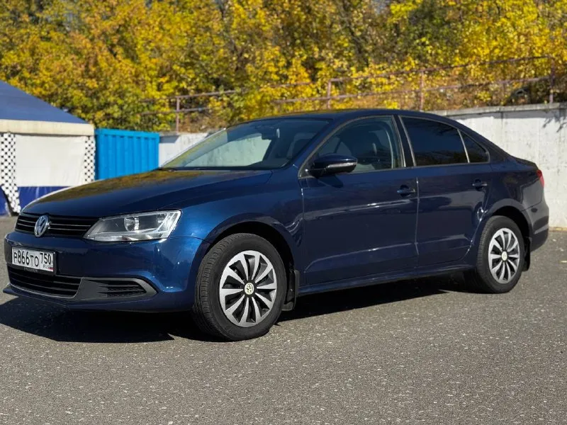 Volkswagen jetta 2012 год
Двигатель 1.6 на 105 л. С.
Коробка автомат asin 6ступ.
Пробег 199 тыс.
Авто без дтп, в отличном техническом состоянии, ни каких вложений не требует, все стекла родные, по кузову есть косметические окрасы, хорошая комплектация с кожаным салоном в отличном состоянии, 2-х зоным климат контролем, круиз контроль, подогревы сидений, авто свет.
Цена : 💲 1. 000000
☎️ +79497029215 📞
📞 Звоните: +7(949)7029215 - фотография - 2