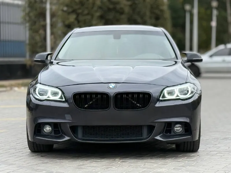 Продается bmw 5-series 535i xdrive 2013 года! - мощный 3.0-литровый бензиновый турбодвигатель на 306... - фотография