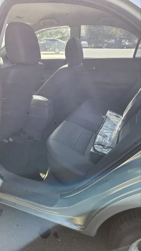 Продаю mazda 6 gg 2003 года пробег: 205 000 км двигатель: 2.0, бензин коробка передач: механика состояние: хорошее технически и внешне в хорошем состоянии, фото соответствуют реальности. кузов: полностью в заводском окрасе комплектация: кондиционер электростеклоподъёмники 4 мульти-руль подушки безопасности abs dsc круиз-контроль цена: 500 тыс. ₽, аргументированный торг у капота! осмотр: донецк телефон: +79493485704 - фотография - 5