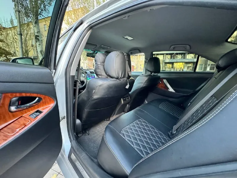 Продам надёжный семейный автомобиль toyota camry 45 рестайлинг 2011 года выпуска возможен обмен! автомобиль на обычном автомате. коробка переключает отлично, без пинков и рывков. 2.4 бензин, работает идеально. авто технически в полном идеале, не требует никаких вложений! готов к любым проверкам. по кузову также в очень достойном состоянии, без гнили и ржавчины! весь ровный и красивый. хорошая комплектация: климат контроль, подогревы сидений, круиз контроль, мультируль, датчики дождя и света. цена 1.095.000 ₽, возможен торг быстрому покупателю! ☎️ +7 (949) 453-80-40 📞 звоните: +7(949)4538040 - фотография - 8