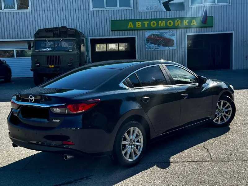 В продаже mazda 6, 2014 года выпуска автомобиль на моторе 2.0 бензин. двигатель работает отлично, не троит и не дымит! коробка автомат, переключает хорошо, без пинков и рывков. ходовая часть обслужена, ничего не стучит и не гремит. автомобиль полностью в родном окрасе! не крашена ни одна деталь! по документам полный порядок, любой вид переоформления. осмотр в донецке цена 1.460.000, возможен торг у авто ☎️ +7 (949) 628-72-17 📞 звоните: +7(949)6287217 - фотография - 2