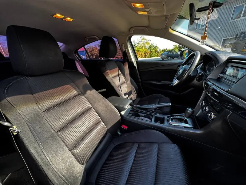 В продаже mazda 6, 2014 года выпуска автомобиль на моторе 2.0 бензин. двигатель работает отлично, не троит и не дымит! коробка автомат, переключает хорошо, без пинков и рывков. ходовая часть обслужена, ничего не стучит и не гремит. автомобиль полностью в родном окрасе! не крашена ни одна деталь! по документам полный порядок, любой вид переоформления. осмотр в донецке цена 1.460.000, возможен торг у авто ☎️ +7 (949) 628-72-17 📞 звоните: +7(949)6287217 - фотография - 6