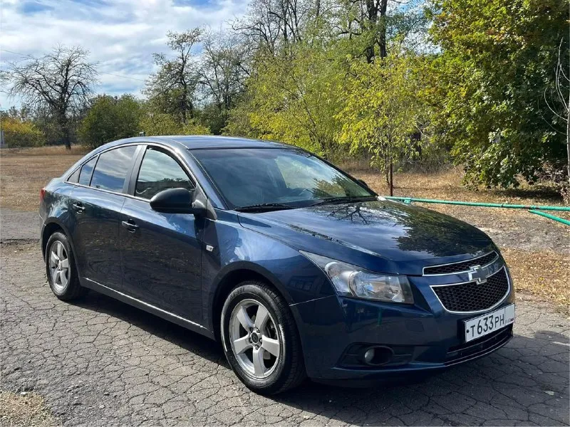 Chevrolet cruze цена : 768,000( разумный торг у капота ) 2012 :года 3 хозяина ( птс оригинал ) 155.000 пробег 2 косметических окраса ( остальные детали в родном окрасе ) мотор 1,6 ( без вазаригуляторов и без теплообменника ) техническая часть коробка, мотор, ходовая, электрика в полном порядке ничего делать не нужно комплектация : кондиционер, 2 подогрева сидений, 4 эл-стеклоподъемника, эл- регулировка зеркал, подогревы заднего стекла и бокавых зеркал, abs, esp. номер : +79493646788 +79493717705 - фотография - 4