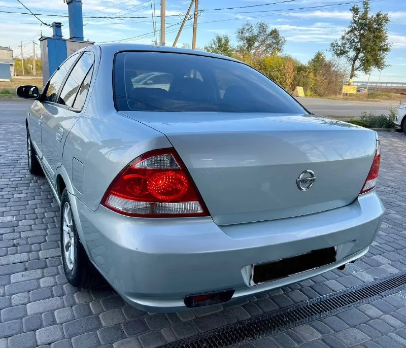 Нисан альмера год выпуска 2007 объём двигателя 1.6 бензин коробка механика по кузову в хорошем состо... - фотография