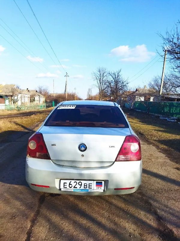Geely mk 2013г 1.5 (94 лс) документы чистые двигатель работает ровно, не троит, не дымит. коробка в отличном состоянии, не хрустит не выбивает. едет бодро, недавно заменили радиатор. цена 230 000р подробности по +79494771270 (владимир) старобешевский район 📲 tg: алина горбатенко 📞 звоните: +7(949)4771270 - фотография - 5