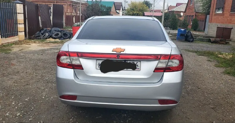 Продам шевролет эпику 2011 года 2.0 л. бензин механика пробег 176000 реальный без отмотки машина в идеальном состоянии без единого дтп зеленая автотека в родном окрасе стекла все заводские машина без рыжиков и прочих недостатков двигатель коробка ходовая всё в идеале двигатель масла не расходует от слова совсем коробка надежная сочетается сдвигателем все передачи включаются плавно по электрике работает абсолютно все что должно работать завода в том числе климат 2 ключа сервисные книжки остальная информация по телефону цена 720.000 торг. т +79494932503 - фотография - 5