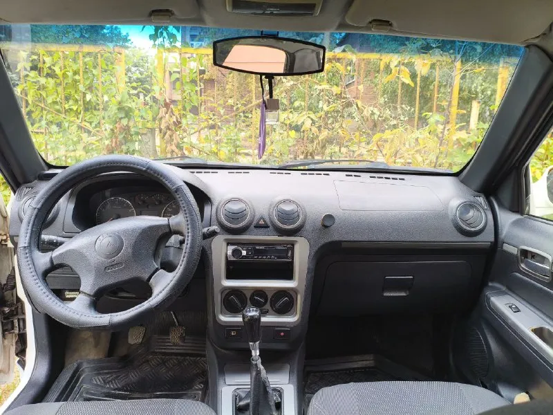 Продам geely ck2, 2011 года, бензин, механика, объем 1,5 литра, гидроусилитель, стеклоподъёмники, парктроник. недавно заменил ремень грм, помпу, антифриз, хорошая резина. документы в порядке, на 180 регионе, птс оригинал, 1 собственник, учёт на мне. цена - 190000₽ по всем вопросам звоните по телефону+7(949)317-95-67 - фотография - 7