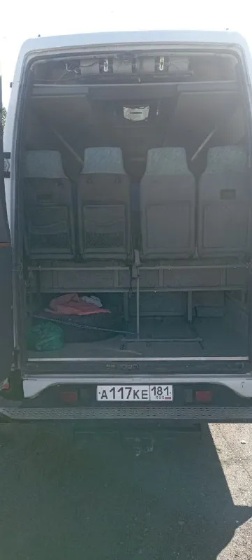 Продам iveco daily unitet. машина в отличном состоянии. гаражное хранение. машина работала под лицензией, нерегулярные перевозки. установлена пневмоподвеска, телевизор, электропривод двери, 20 мест (сидения все откидываются), кондиционер, автономка, водительское сидение пилот, багажное отделение согласно лицензии. резина новая, в подарок отдам зимний комплект (6 колес). масло менялось вовремя. все, что установлено на автомобиле вписано в птс, вплоть до порогов. ничего не стучит, не течет. по вопросам обращаться по телефону 8-959-177-80-41 владимир. либо в личные сообщения. 📞 звоните: +7(959)1778041 - фотография - 4