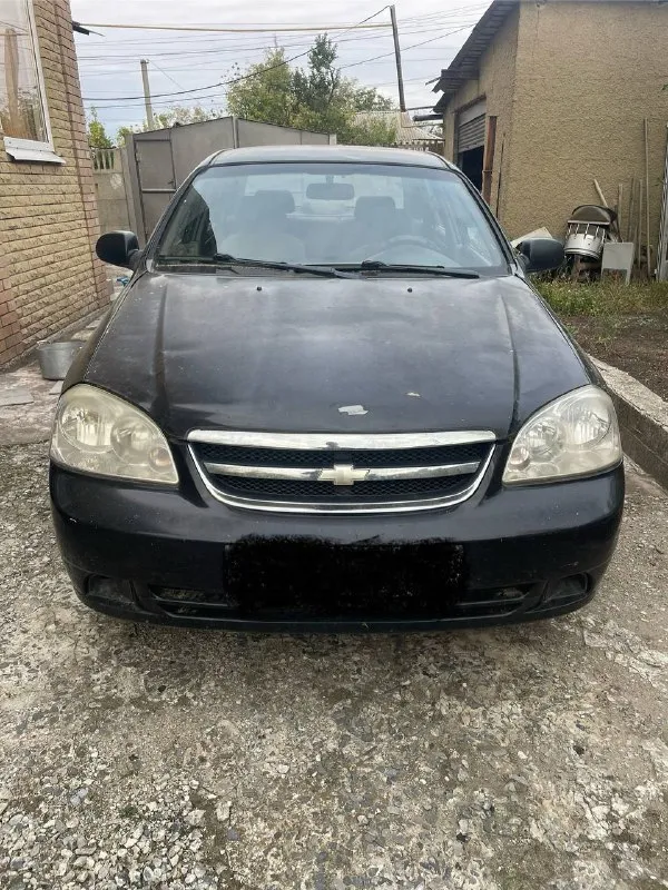 Продам шевроле лачетти. 2008г мотор:1,6 кпп: механика комплектация: 2стеклоподьемника, кондиционер, подогрев заднего стекла по кузову пороги под замену. мотор требует внимания кпп идеал. цена:260тыс торг телефон: +7-949-466-54-22 телеграмм: +7-949-466-54-22 - фотография - 4