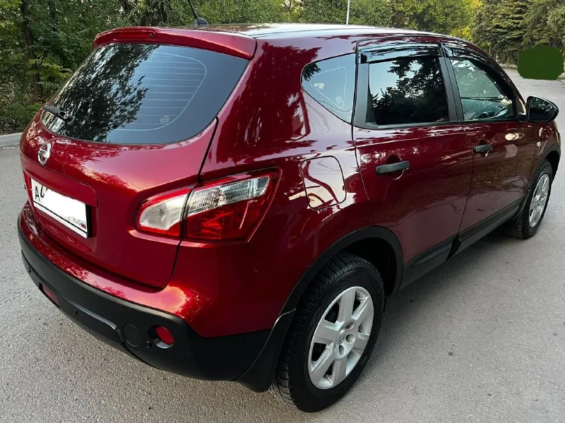 Nissan qashqai - ниссан кашкай рестайлинг. в состоянии близко к новому автомобилю! не бита, не крашена! 100%. вся в родной краске! куплена в 2011 году. один единственный владелец! за всю жизнь! пробег 132.тыс. км. сборка англия. гаражное хранения. авто абсолютно весь обслужен и не требует никаких вложений, и в ближайшее время не будет требовать. недавно было сделано большое т. о. всё остекление включая лобовое оригинал. не одна деталь не снималась. кузов лужённый оцинкован! 💰цена 920.000₽💰 📞 +79494115300 - фотография - 5