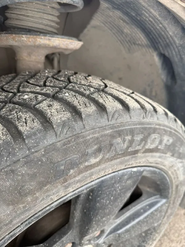 В продаже bmw x3 e83 2008 год мотор n52b30 272hp vin wbapc91090wd91087 мотор обслужен, были произведены: ремонт гбц, замена цепей, помпы, термостата, ремни, ролики, замена всех жидкостей, ремонт ходовой. масло не ест. по салону в очень хорошем состоянии. по кузову есть моменты, без гнили цена 900к тел. +79495087135 г. донецк - фотография - 8