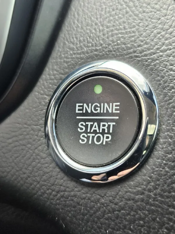 Ford fusion hybrid 2019, топовая комплектация titanium. пробег 99 800 км. я единственный владелец в рф. история чистая, птс оригинал, без подводных камней! 🔥 гибрид! реальный расход 5-6 л/100 км, полного бака хватает на 900 км. тихий, комфортный, управляется отлично. ✅ адаптивный круиз, автоторможение, удержание в полосе, слепые зоны ✅ камера заднего вида, парктроники, биled фары ✅ кожаный салон, сиденья с памятью, подогревом и вентиляцией ✅ подогрев руля, 2-зонный климат ✅ аудио sony (12 динамиков), навигация ✅ автозапуск, шайба-джойстик кпп ✅ бесключевой доступ, в т. ч. кодовый ✅❗ европейские зеркала — с широким обзором и складыванием 📌 пробег оригинальный, не скручен! 📌 любая проверка/сто 🚗 продаю без спешки, авто радует. только прямому покупателю, без посредников. 💬 1 890 000 ₽. +79494710689 - фотография - 10