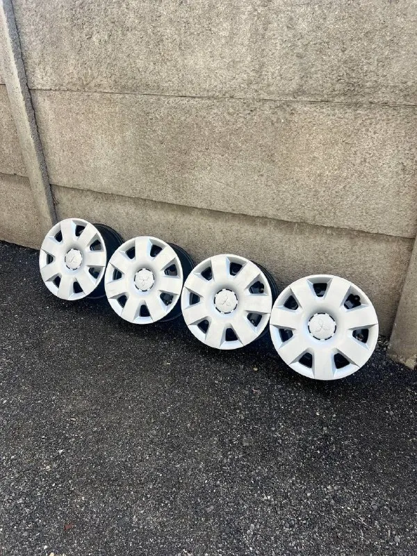 Продам: диски r-16 - 5х114.3‼️ для lancer x, asx, outlander подходят на большинство японских и корейских авто. цена: 13.000 руб (за комплект - 4.шт!) ✅ оригинальные штампы - mitsubishi (+ колпаки‼️) хaрaктeриcтики - r16, 6.5j, et-44, 5x114.3 достались с автомобилем. стояли на outlander. 📍осмотр в г. дoнецк, калининский р-н 📞🇷🇺звоните: +7 949-577-25-85 - фотография - 2