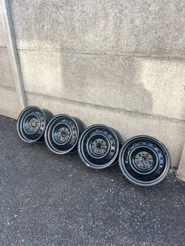 Продам: диски r-16 - 5х114.3‼️ для lancer x, asx, outlander подходят на большинство японских и корейских авто. цена: 13.000 руб (за комплект - 4.шт!) ✅ оригинальные штампы - mitsubishi (+ колпаки‼️) хaрaктeриcтики - r16, 6.5j, et-44, 5x114.3 достались с автомобилем. стояли на outlander. 📍осмотр в г. дoнецк, калининский р-н 📞🇷🇺звоните: +7 949-577-25-85 - фотография - 4