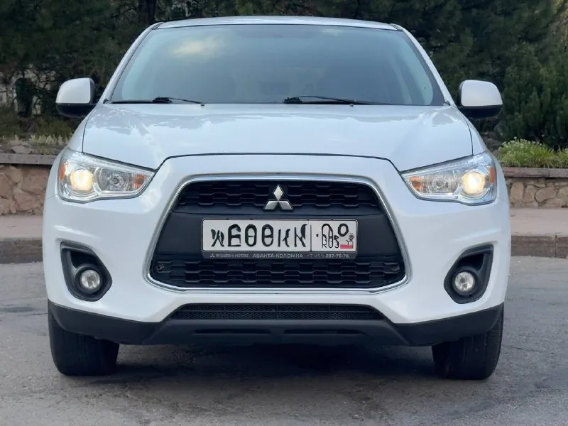 Тел. +79496447941 продам mitsubishi asx 2015г. в идеальном состоянии! по автомобилю делать не чего не надо!! готов ехать на любые проверки за ваш счёт!!! автомобиль в родном окрасе! авто без дтп! птс оригинал два владелец по птс! переоформление в мрэо комплектация двигатель 1.6 бензин привод передние коробка механика пробег 165т abs esp airbag бортовой компьютер подогрев сидений подогрев зеркал электро зеркала кондиционер, заправлен холодит! 4 стеклоподъемника два ключа хорошая резина цена 1🍋120т. р очень срочно торг !! возможно продажа в кредит - фотография - 2