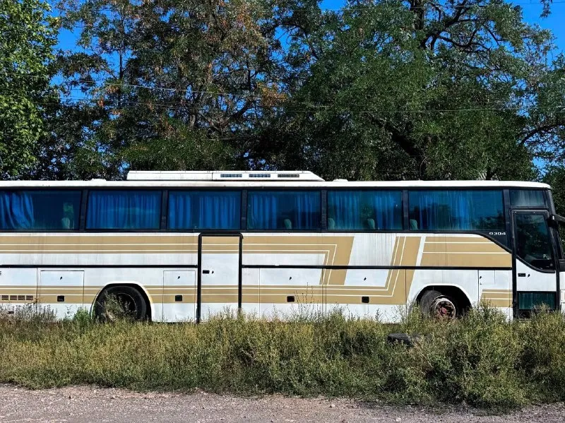 Продам автобус mercedes o330 1993г в хорошем состоянии. все вопросы по телефону +79494124096 / +79494124095 цена: 1 600 000 руб (возможен торг) 📞 звоните: +7(949)4124096 - фотография - 3