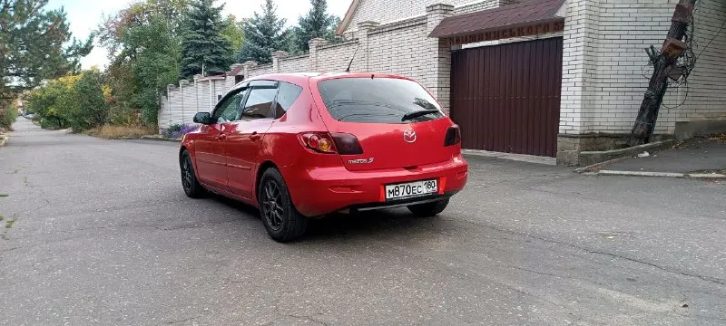Mazda 3 2004 год пробег 213000 двс 1.6 коробка без нареканий, ходовая часть не гремит не стучит, новая резина, масла фильтра заменены, кондиционер был обслужен перед сезоном работает идеально, неплохая музыка, кузов целый, машина местная не пригон, цена 530000 тысяч торг обмен, донецк киевский район тел+79493152333 📞 звоните: +7(949)3152333 - фотография - 4