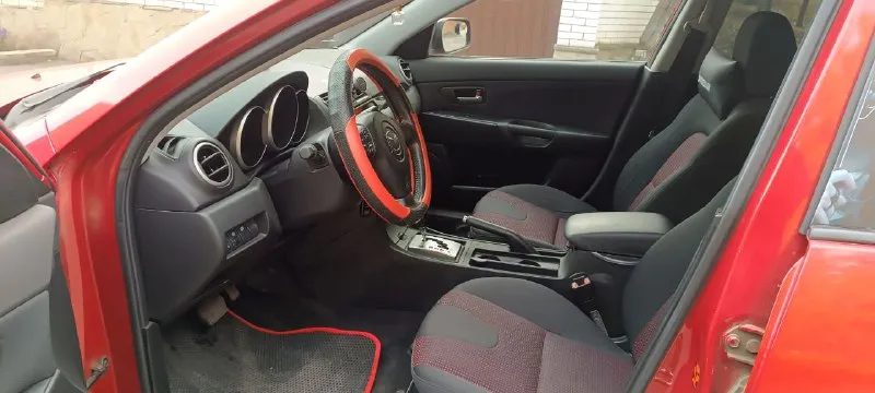 Mazda 3 2004 год пробег 213000 двс 1.6 коробка без нареканий, ходовая часть не гремит не стучит, новая резина, масла фильтра заменены, кондиционер был обслужен перед сезоном работает идеально, неплохая музыка, кузов целый, машина местная не пригон, цена 530000 тысяч торг обмен, донецк киевский район тел+79493152333 📞 звоните: +7(949)3152333 - фотография - 9