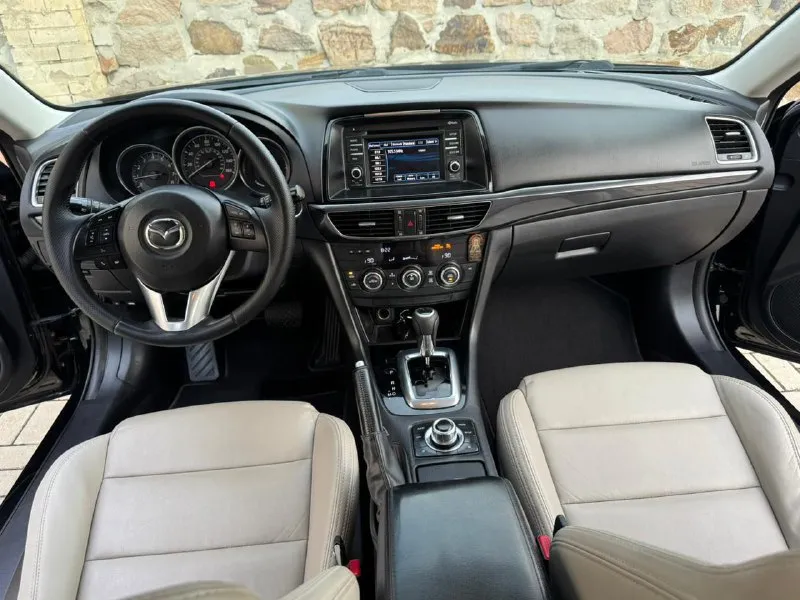 🔥 mazda 6🔥 в отличном состоянии! вся безопасность целая! повреждение лёгкое по задней крышке багажника ✅автомобиль американской сборки ✅год выпуска 2014 ✅ 2.5 ✅бензиновый (атмосферный) ✅коробка автоматическая (asin)6ст. ✅передний привод ✅пробег 98 тыс. миль ✅1 хозяин ✅кнопка start/stop ✅сигнализация ✅режим eco ✅разъемы под aux usb ✅разъем 12v ✅монитор сенсорный ✅камера заднего вида ✅литые диски r17 🔥в подарок новому владельцу полный бак топлива🔥 ✅донецк. стоимость 1.395.000₽ (возможен обмен) тел. +7949-50-800-60 📞 звоните: +7(949)5080060 - фотография - 10