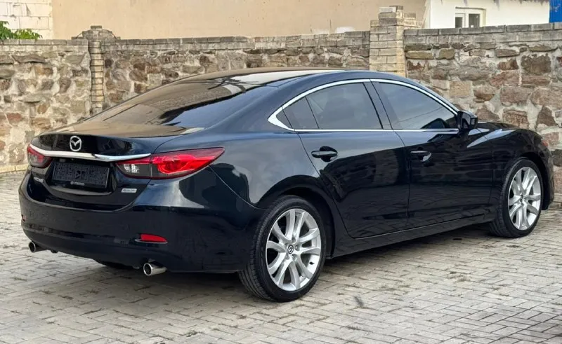 🔥 mazda 6🔥 в отличном состоянии! вся безопасность целая! повреждение лёгкое по задней крышке багажника ✅автомобиль американской сборки ✅год выпуска 2014 ✅ 2.5 ✅бензиновый (атмосферный) ✅коробка автоматическая (asin)6ст. ✅передний привод ✅пробег 98 тыс. миль ✅1 хозяин ✅кнопка start/stop ✅сигнализация ✅режим eco ✅разъемы под aux usb ✅разъем 12v ✅монитор сенсорный ✅камера заднего вида ✅литые диски r17 🔥в подарок новому владельцу полный бак топлива🔥 ✅донецк. стоимость 1.395.000₽ (возможен обмен) тел. +7949-50-800-60 📞 звоните: +7(949)5080060 - фотография - 3