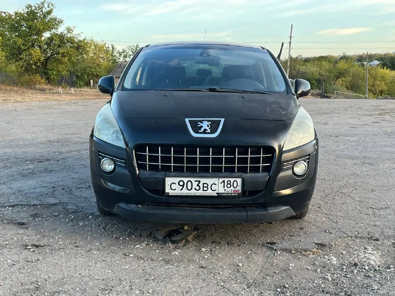 Продаю свой автомобиль peugeot 3008 2009 г. в 1.6 hdi. пробег 173 тысячи на приборке. срочная продажа. цена 550 тыс 🎁 от собственника, владею 2 года. езжу каждый день. по технике не подводит. был ремонт коробки 15 тыс. км назад. (коробка робот, простой, с одним сцеплением). масло двигатель не расходует, езжу от замены до замены ( то сделано 2 тысячи назад ). есть вопросы по лкп - слез лак, и нужно приложить руки к порогам. дно целое. осмотр макеевка +7 949 448 93 40 хорошая комплектация : подрулевое управление, парктроники, двухзонный климат, бортовой компьютер с планшетом, круиз контроль, esp, 4 стеклоподъемника, автоскладывание зеркал с электроприводом и подогревом, подрулевые лепестки, электроручник. - фотография - 4