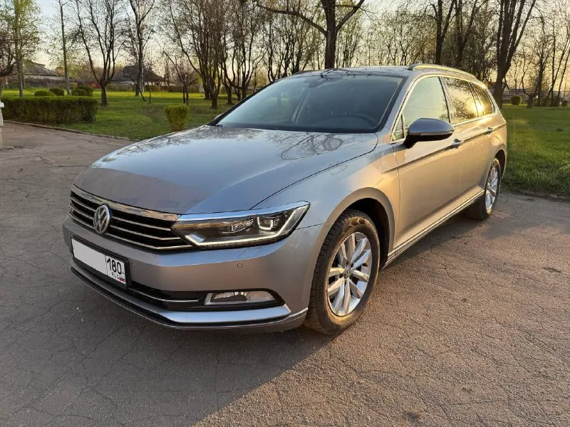 Продам volkswagen passat b8 2.0 tdi 2018 года из европы • цена: 2 200 000 руб. • контактный телефон: ☎️+7 949 305 54 89☎️ • пробег 207 000 км. (по рф 20 тыс. км) • расход: город- 7/ср-6/ тр. -5 л. • комплектация higline • коробка автомат dsg dq381 7 ступеней мокрая (заменён маховик на оригинал фирмы luk) • я второй владелец по рф. документы все в порядке. запретов, залогов, штрафов- нет • экология вся на месте, работает отлично. • место осмотра: донецк автомобиль в отличном внешнем и техническом состоянии. родной окрас, без дтп. проведено большое то автомобиля: замен комплект грм, помпа, ремень масляного насоса, сальник коленвала, ремень и ролик генератора, залит антифриз febi g13, масло двигателя motul, масло в коробке motul, поменяны все фильтра, поставлены проставки 2 см перед и зад, сделан развал схождения. также есть видео ремонта автомобиля. все вопросы по телефону. разумный торг приветствуется у капота. любые проверки за ваш счет. 📲 tg: @workgroup3020 📞 звоните: +7(949)3055489 - фотография - 3