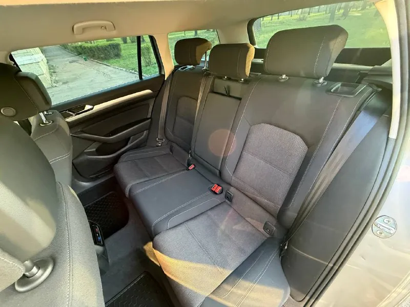 Продам volkswagen passat b8 2.0 tdi 2018 года из европы • цена: 2 200 000 руб. • контактный телефон: ☎️+7 949 305 54 89☎️ • пробег 207 000 км. (по рф 20 тыс. км) • расход: город- 7/ср-6/ тр. -5 л. • комплектация higline • коробка автомат dsg dq381 7 ступеней мокрая (заменён маховик на оригинал фирмы luk) • я второй владелец по рф. документы все в порядке. запретов, залогов, штрафов- нет • экология вся на месте, работает отлично. • место осмотра: донецк автомобиль в отличном внешнем и техническом состоянии. родной окрас, без дтп. проведено большое то автомобиля: замен комплект грм, помпа, ремень масляного насоса, сальник коленвала, ремень и ролик генератора, залит антифриз febi g13, масло двигателя motul, масло в коробке motul, поменяны все фильтра, поставлены проставки 2 см перед и зад, сделан развал схождения. также есть видео ремонта автомобиля. все вопросы по телефону. разумный торг приветствуется у капота. любые проверки за ваш счет. 📲 tg: @workgroup3020 📞 звоните: +7(949)3055489 - фотография - 6