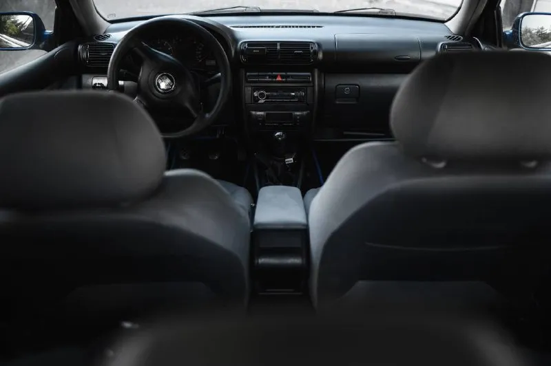 Seat leon mk1, 2001г. механика. 252тыс пробега. газ/бенз цена 380тыс машина обслужена. вопросы только по внешнему виду. не было времени заниматься подкрасом. технически сел и езжай. двигатель был откапитален от и до на 200тыс пробега. осмотр г. донецк/шахтерск +79495836219 📲 tg: @sagunov_creator 📞 звоните: +7(949)5836219 - фотография - 5