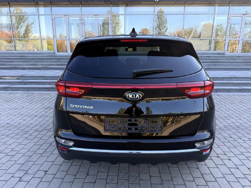 Kia sportage 2021 рестайлинг, 2.4 автомат, 79000 км. отличное состояние, обслужен. отличный кроссовер с нормальным мотором, не путайте с 2.0. возможно оформление в кредит. возможен обмен. более детальная информация по телефону. цена - 2.180.000 р. +79494041233 - фотография - 5