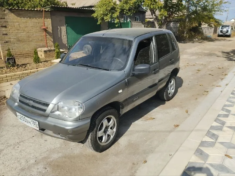 Продам chevrolet нива.2007 год, на полном ходу.370₽ +79493431293 📞 звоните: +7(949)3431293 - фотография - 9