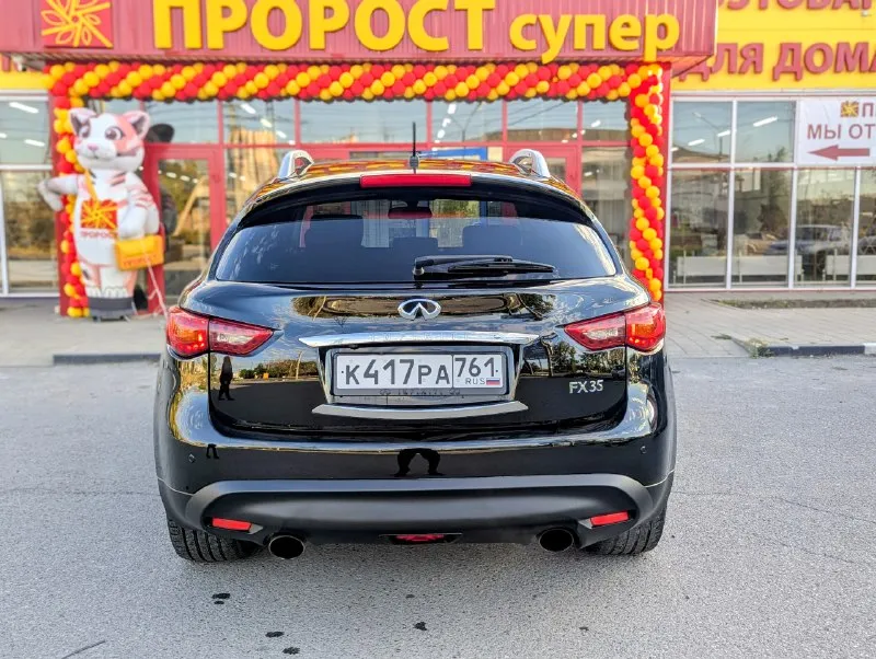 ​🔥 в продаже infiniti 2010 в идеальном состоянии! 🔥 ​если вы ищете машину, в которую не нужно вкладывать ни копейки, – это ваш вариант. сел и поехал! ​✅ двигатель: 3.5 бензин, самый надежный в линейке. в идеальном состоянии, не дымит. ✅ коробка: автомат, работает идеально. ✅ ходовая, кузов, электрика: всё в превосходном состоянии. 3 косметических подкраса. ✅ комплектация: максимальная! кожаный салон без потертостей, люк, потолочный tv, камеры 360, датчики света/дождя. ✅ бонусы: дорогие диски с отличной резиной. ✅ документы: юридически кристально чистая. ​приезжайте на осмотр, не разочаруетесь! ​📍 место осмотра: донецк 💰 цена: 1.800.000 ₽ 📞 телефон: +7 949-493-25-03 📞 звоните: +7(949)4932503 - фотография - 4