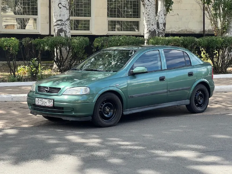 Продам opel астра g 1998 года выпуска 1.6 механика пробег 197 000. цена 350000 тыс торг машина дедушки, во владении более 10 лет. без дтп, в родной краске. ходовая в порядке, ничего не гремит, не стучит, стойки в круг новые. работает ровно. после кап ремонта, фото все есть. новое грм помпа ролики фирма инна. кузов целый, без дыр. гур, абс,4 эл подъемника с доводчиками, люк работает в 2 положениях. все, что должно светиться - работает абсолютно все. машина использовалась раз в неделю и хранилась в гараже. стекла родные, все целые продается в связи со здоровьем. полное переоформление. красный луч +79591402196 📞 звоните: +7(959)1402196 - фотография - 3